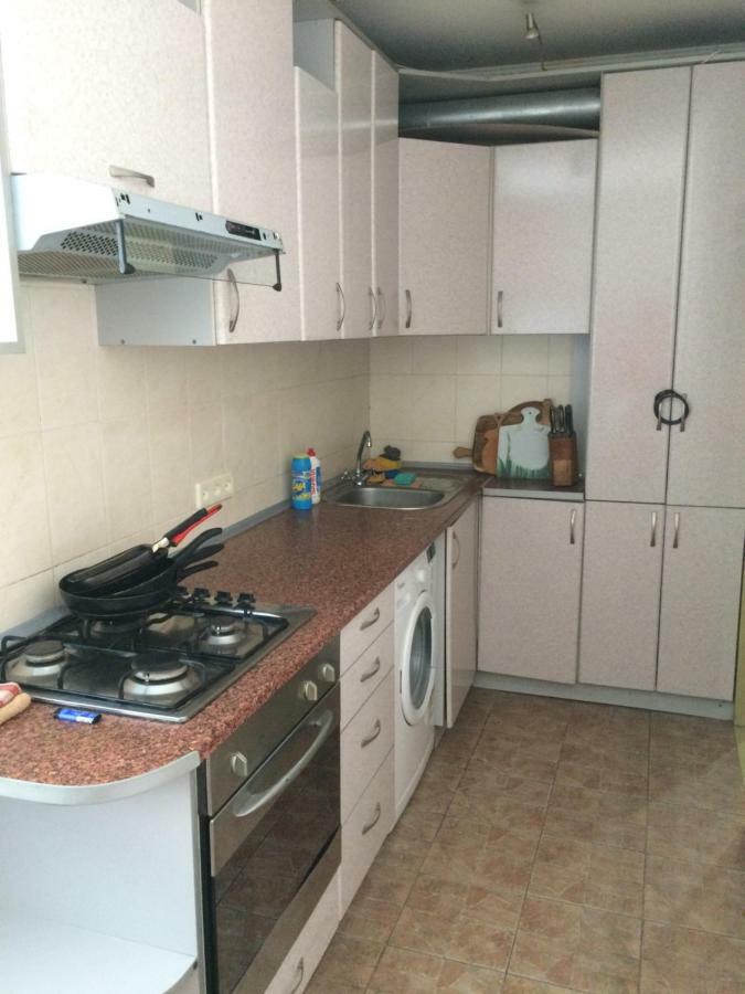 Room In The Guest House 敖德萨 外观 照片