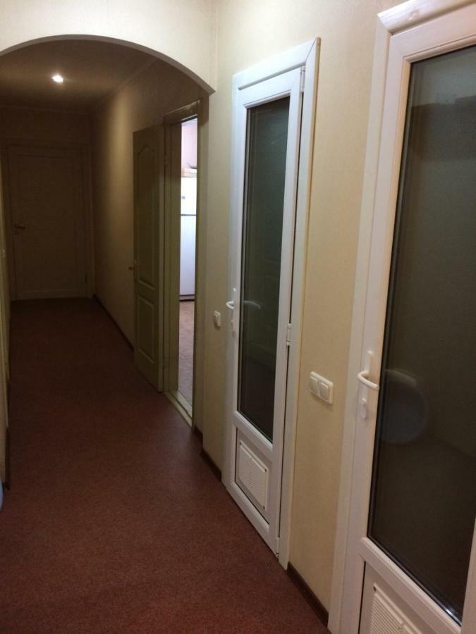 Room In The Guest House 敖德萨 外观 照片