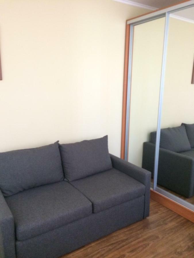 Room In The Guest House 敖德萨 外观 照片